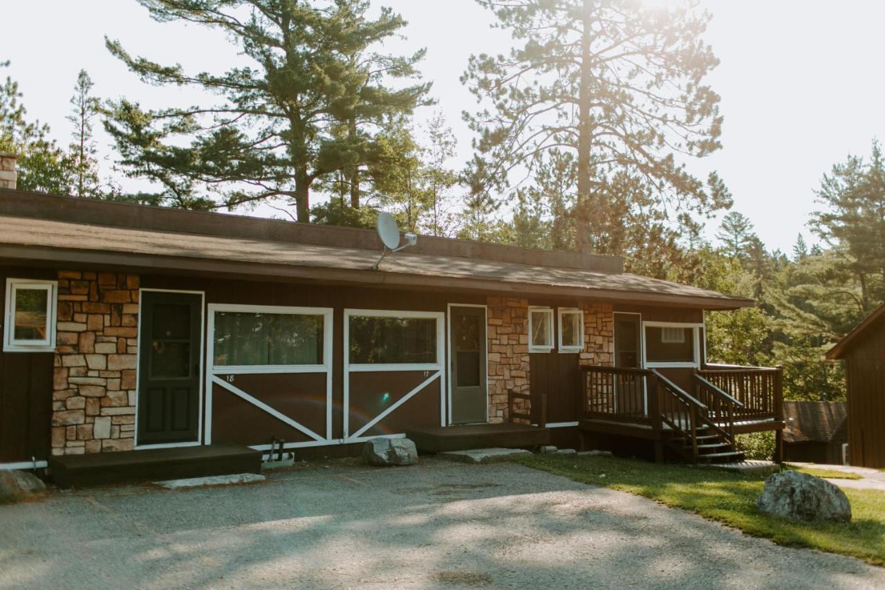 Silver Rapids Lodge & Campground Ely Buitenkant foto