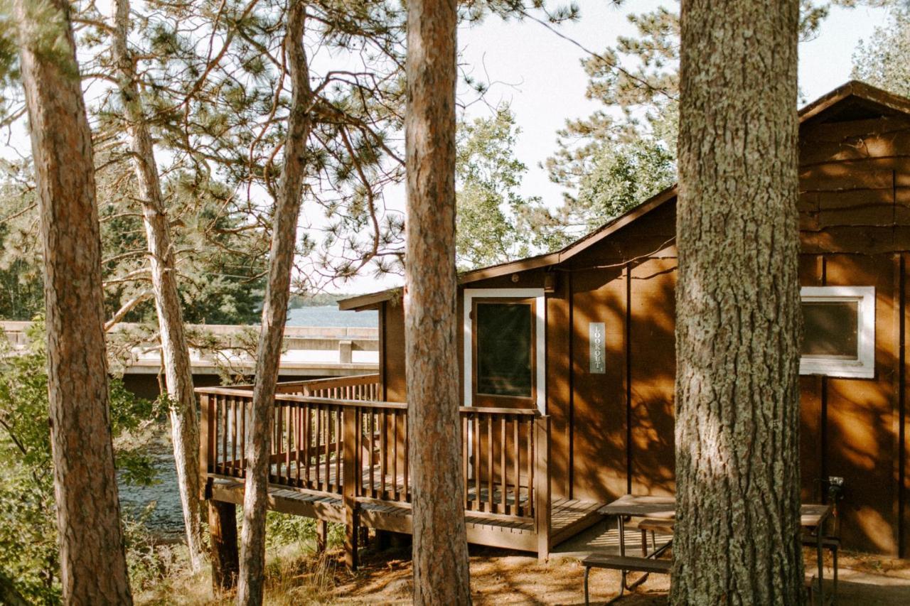 Silver Rapids Lodge & Campground Ely Buitenkant foto