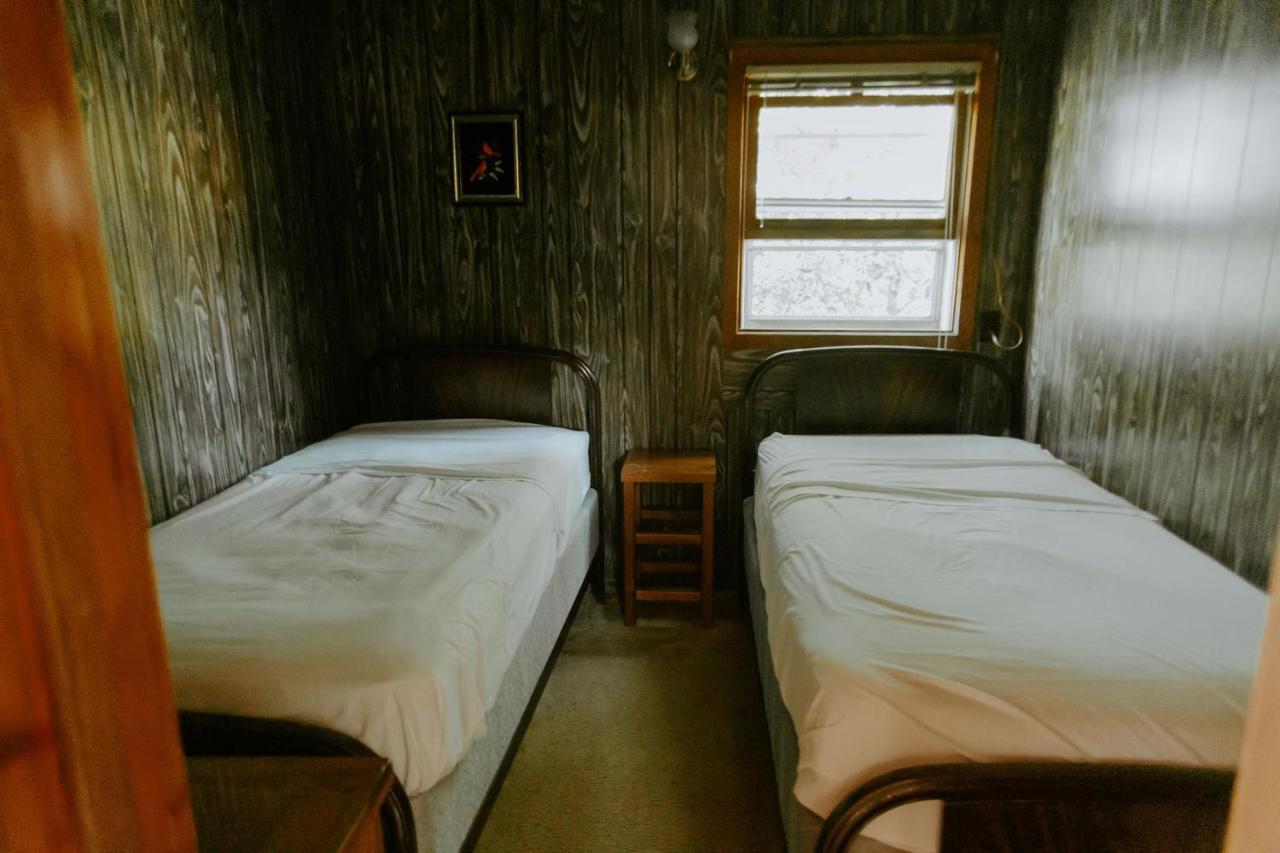 Silver Rapids Lodge & Campground Ely Buitenkant foto