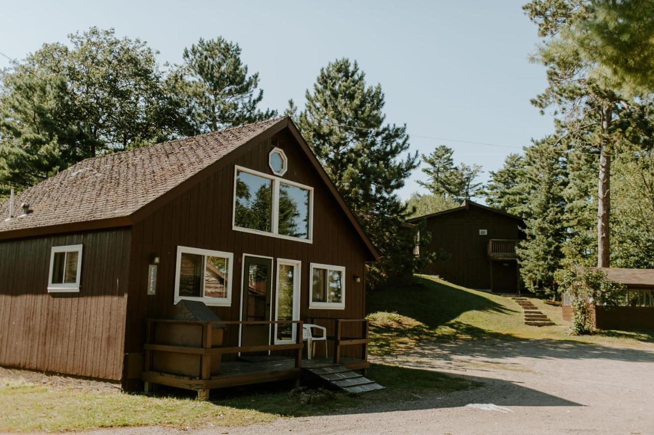 Silver Rapids Lodge & Campground Ely Buitenkant foto